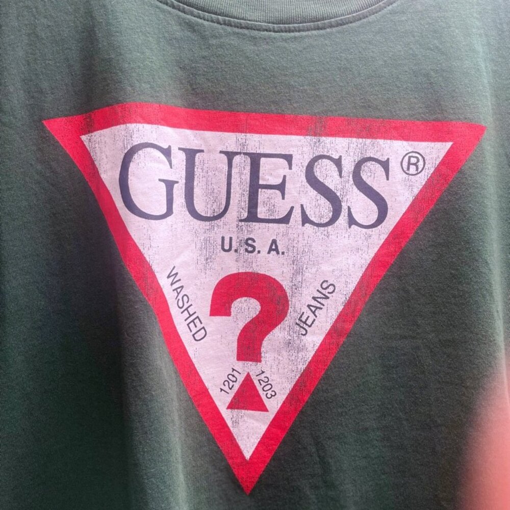 Guess tshirt medium green